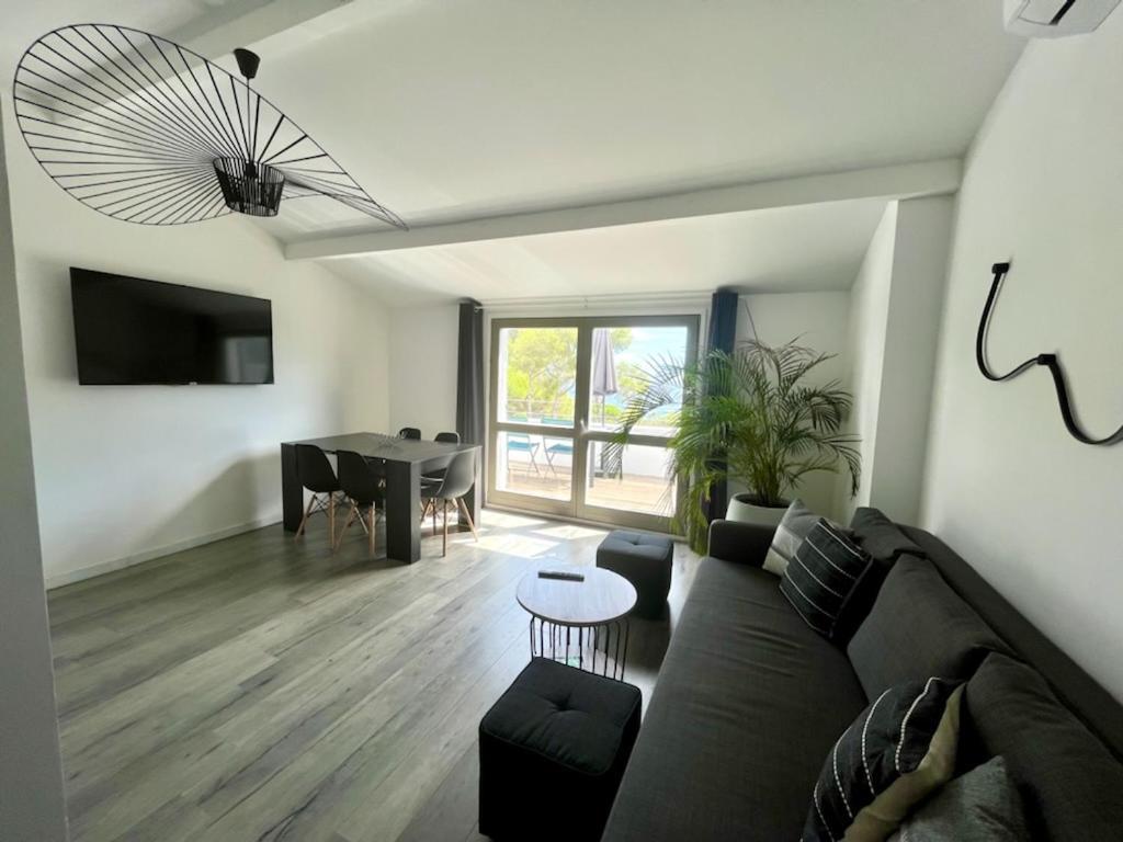 לס איסאמברה Villa Mediterranea מראה חיצוני תמונה